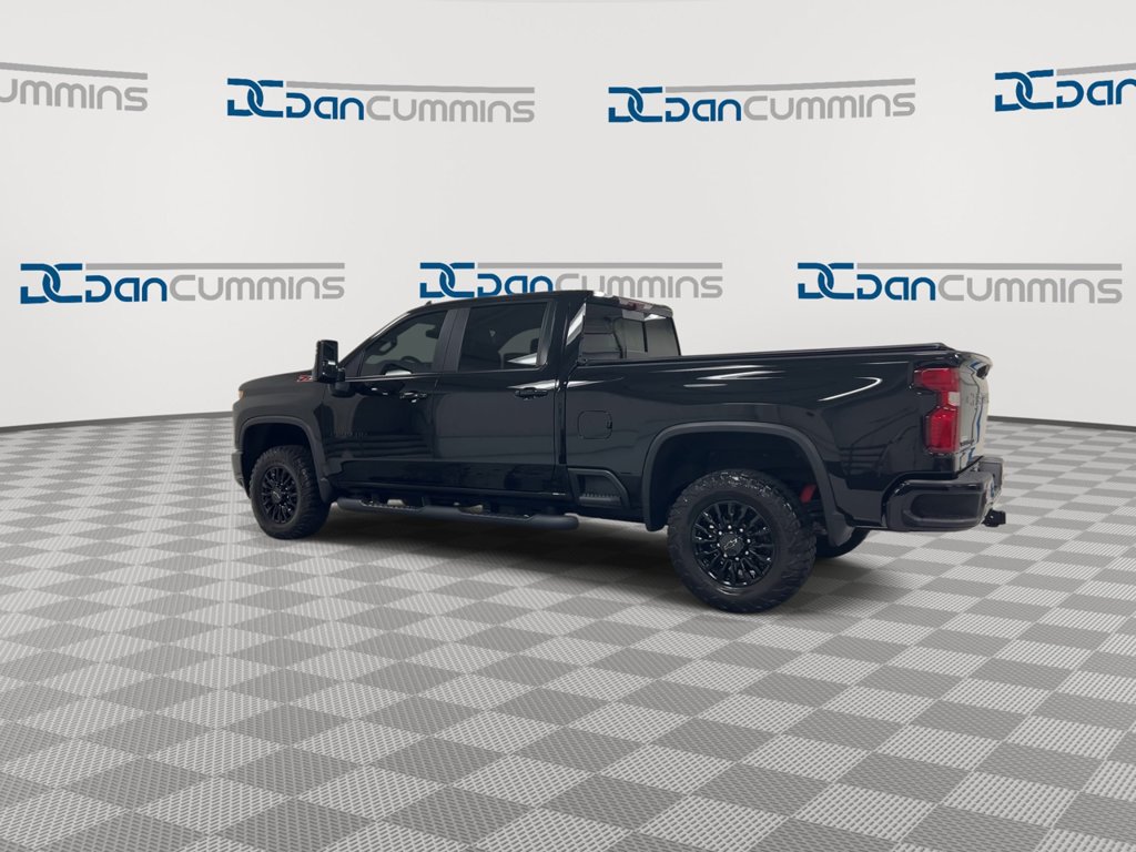 Used 2023 Chevrolet Silverado 2500 LT w/ Midnight Edition AWD/4WD image 6