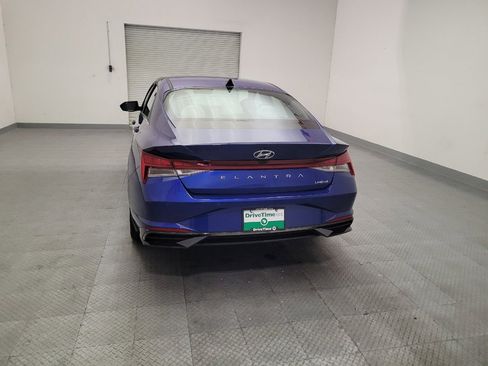 Used 2023 Hyundai Elantra Limited FWD image 6