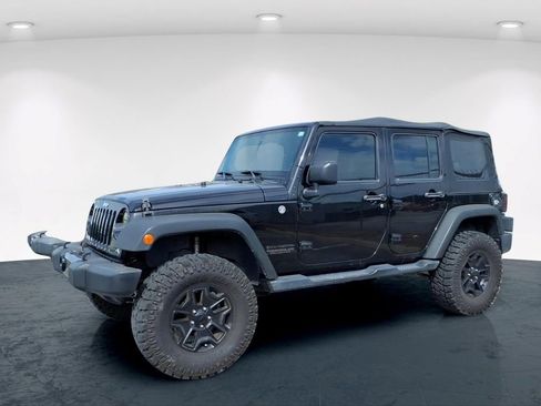 Used 2015 Jeep Wrangler Unlimited Sport w/ Connectivity Group AWD/4WD image 4
