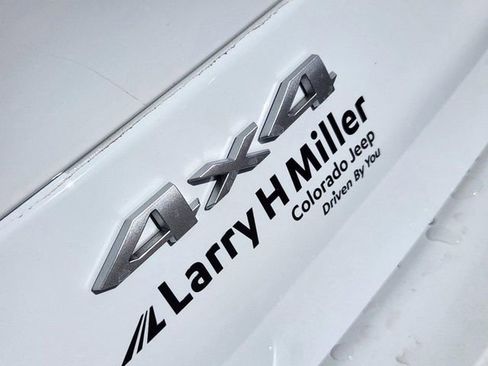 New 2025 Jeep Grand Cherokee L Limited w/ Trailer Tow Package image 6