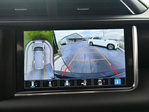 Used 2021 GMC Yukon Denali w/ Denali Ultimate Package image 48