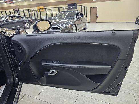 Used 2021 Dodge Challenger SXT RWD image 37