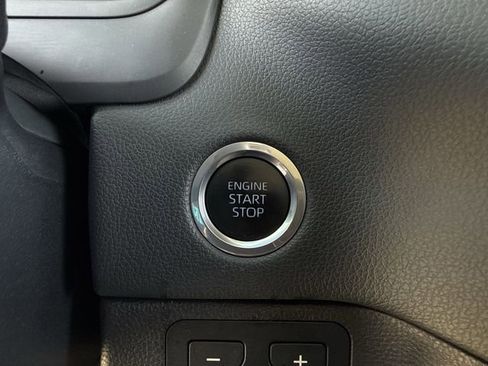 Used 2024 Toyota Tundra Limited w/ Power Package image 27