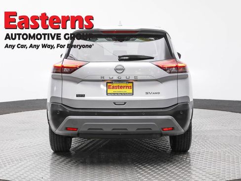 Used 2022 Nissan Rogue SV AWD/4WD image 6