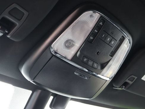 Used 2018 Jeep Grand Cherokee Limited AWD/4WD image 40