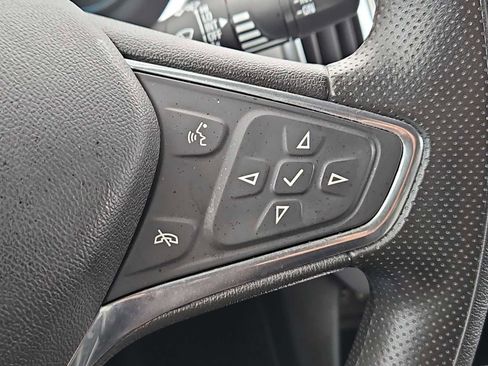 Used 2020 Chevrolet Equinox LT w/ LPO, Floor Liner Package image 24