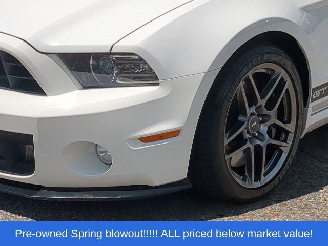 Used 2013 Ford Mustang Shelby GT500 RWD image 17