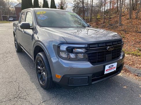 Certified 2024 Ford Maverick Lariat w/ Black Appearance Package image 3