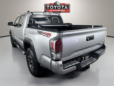 Certified 2022 Toyota Tacoma TRD Off-Road w/ Technology Package AWD/4WD image 5