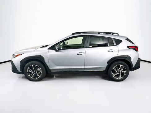Used 2024 Subaru Crosstrek 2.0i Premium image 4