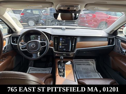 Used 2018 Volvo S90 T6 Inscription image 19