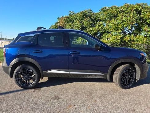New 2026 Nissan Kicks SR w/ SR Premium Package FWD image 21