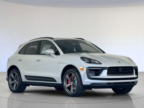 New 2026 Porsche Macan S image 10