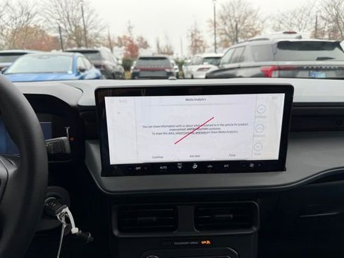 New 2025 Ford Maverick XL w/ 4K Tow Package image 18