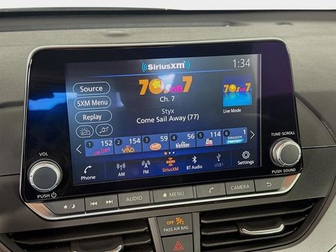 Certified 2025 Nissan Altima 2.5 SR image 15