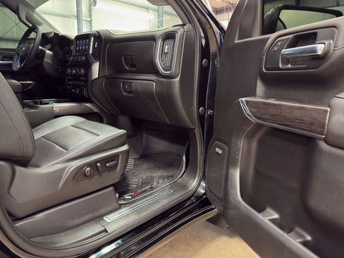 Used 2022 Chevrolet Silverado 1500 LTZ image 23