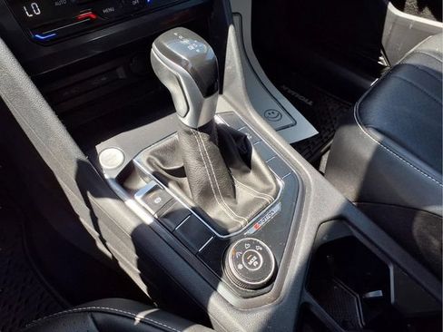 Used 2022 Volkswagen Tiguan SE AWD/4WD image 20