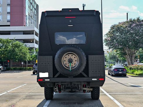 Used 2024 RAM 5500 4x4 Crew Cab image 7