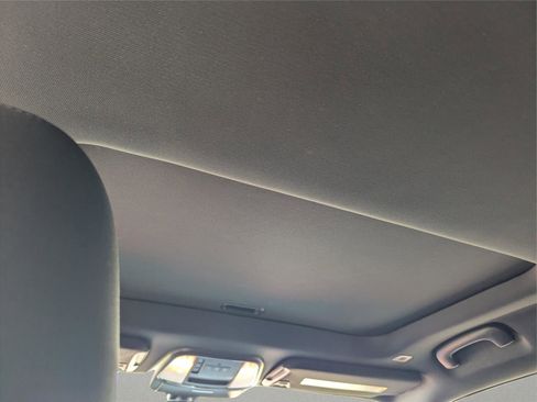 Used 2022 Dodge Charger GT w/ Blacktop Package image 10