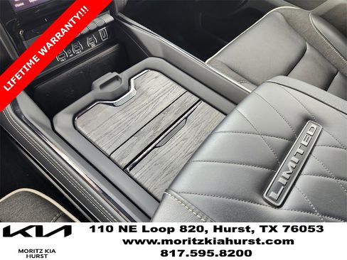 Used 2025 RAM 1500 Limited w/ Body Color Bumper Group image 22