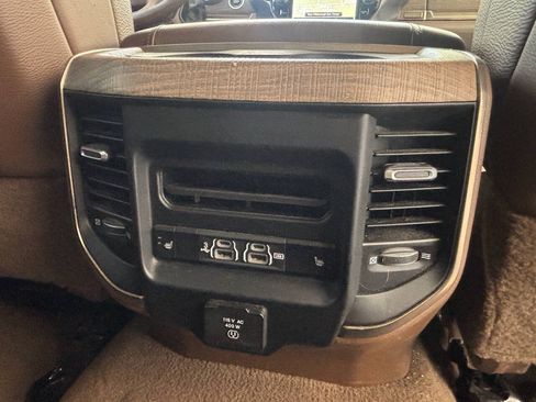 Used 2019 RAM 3500 Limited w/ Max Tow Package AWD/4WD image 29