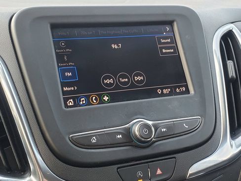 Used 2022 Chevrolet Equinox LT FWD image 16