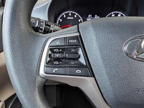 Used 2022 Hyundai Accent SEL FWD image 21