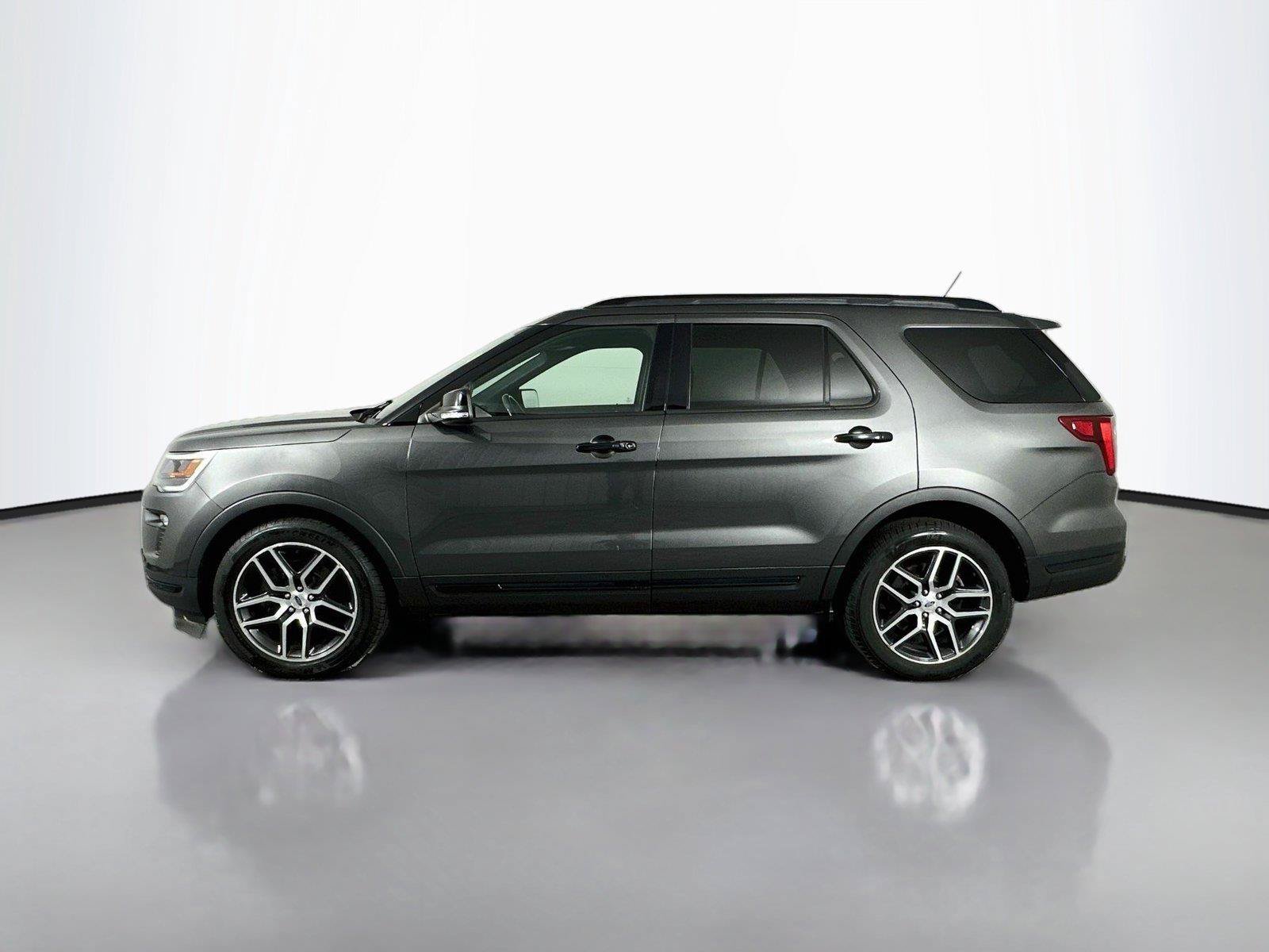 Used 2019 Ford Explorer Sport w/ Equipment Group 401A AWD/4WD image 8