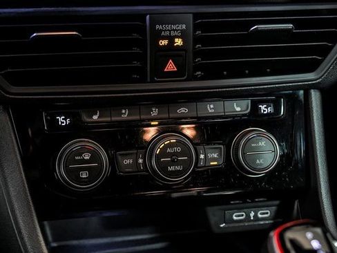 Certified 2024 Volkswagen Jetta GLI Autobahn w/ GLI Black Package image 20