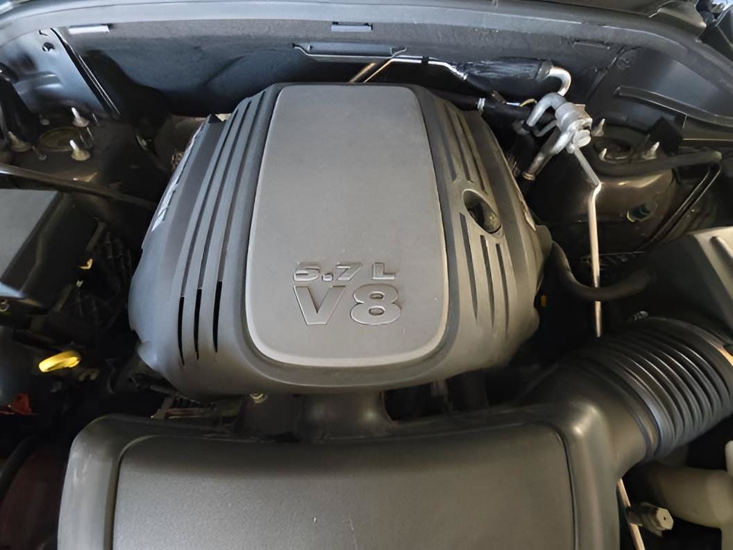 Used 2020 Dodge Durango R/T w/ Blacktop Package RWD image 13