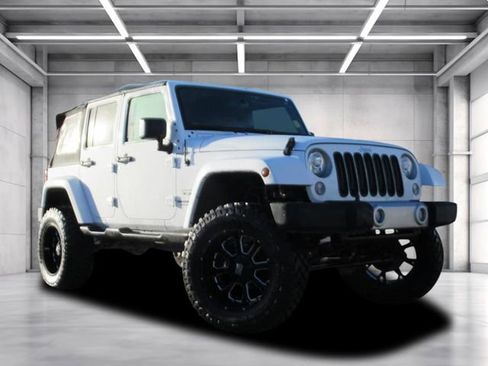 Used 2017 Jeep Wrangler Unlimited Sahara w/ Connectivity Group image 1