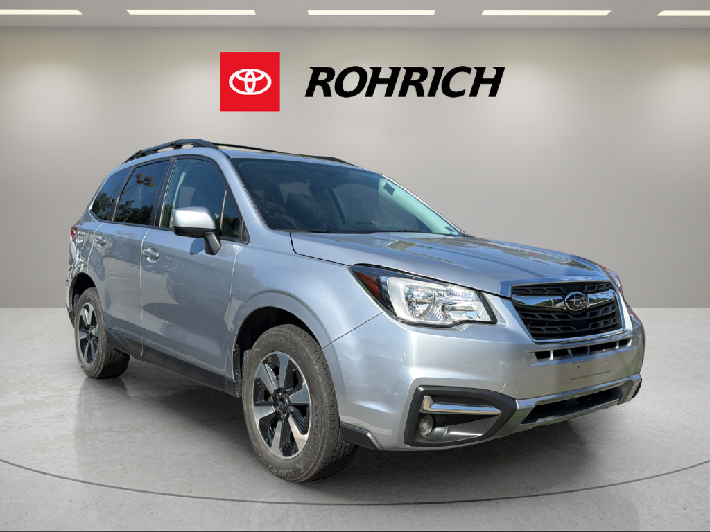 Used 2018 Subaru Forester 2.5i Premium w/ All-Weather Package AWD/4WD image 4