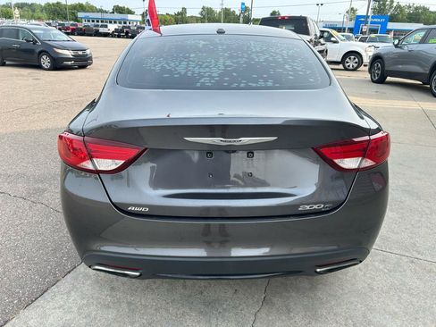Used 2016 Chrysler 200 S AWD/4WD image 6