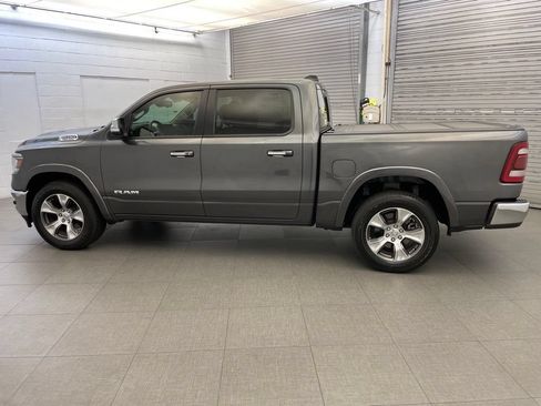 Used 2019 RAM 1500 Laramie AWD/4WD image 18