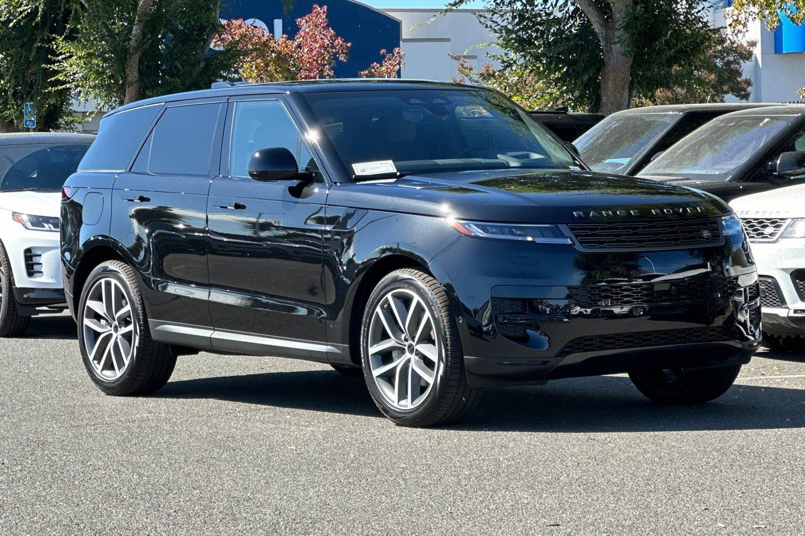 New 2027 Land Rover Range Rover Sport SE AWD/4WD image 7