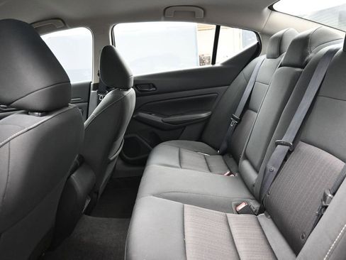 Used 2025 Nissan Altima 2.5 SV FWD image 22