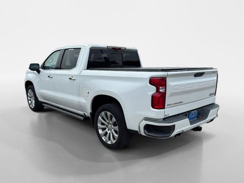 Used 2021 Chevrolet Silverado 1500 High Country w/ Technology Package AWD/4WD image 3