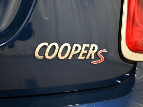 Used 2018 MINI Cooper S image 19