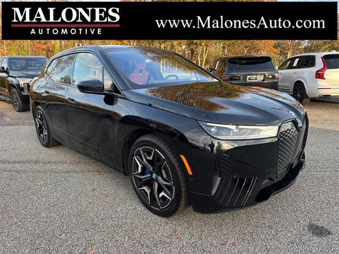 Used 2023 BMW iX xDrive50 w/ Premium Package image 1