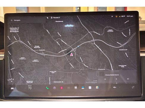 Used 2025 Tesla Model X image 31