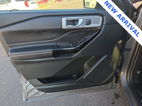 Used 2023 Ford Explorer ST w/ Equipment Group 401A image 11