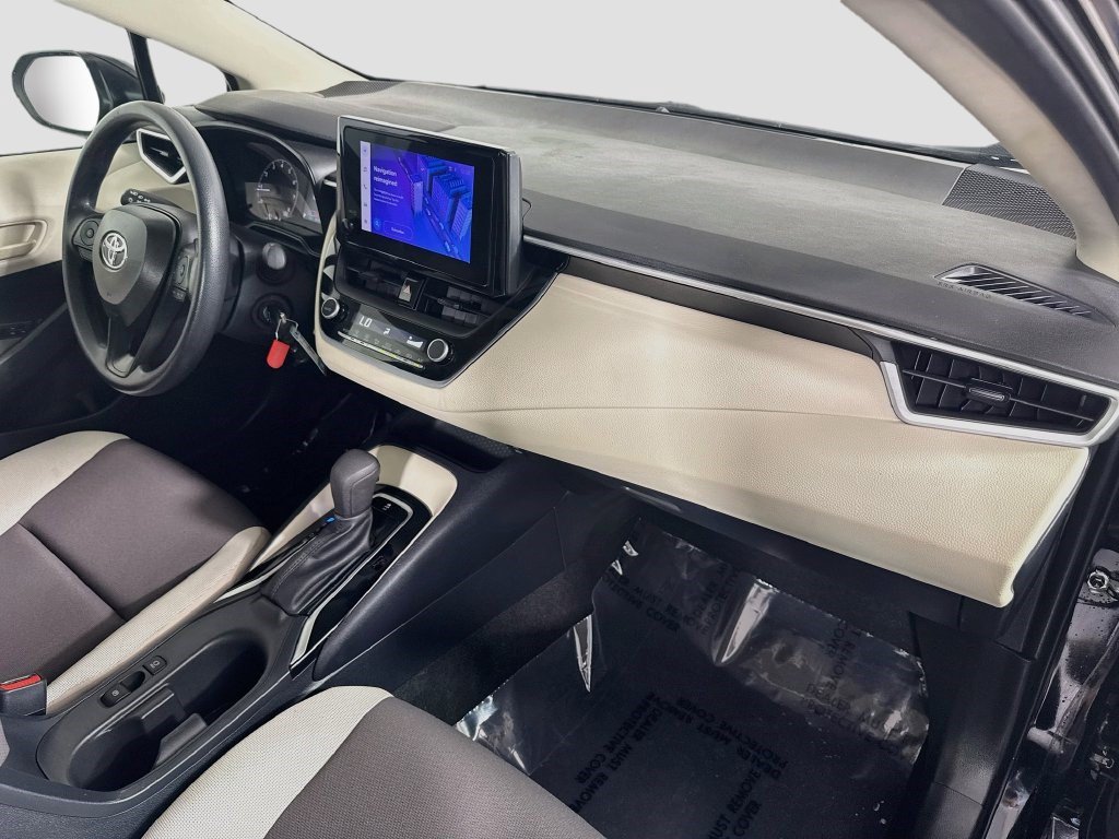 Used 2023 Toyota Corolla LE FWD image 28