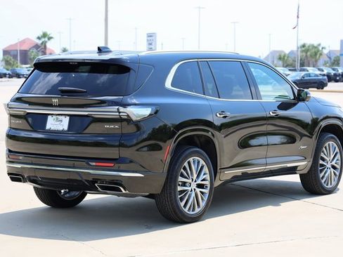 New 2026 Buick Enclave Avenir image 8