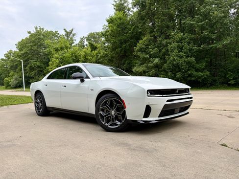 New 2026 Dodge Charger R/T AWD/4WD image 1