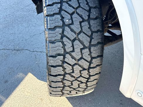 Used 2018 Ford F150 Limited image 6