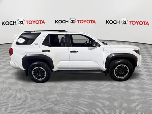 Used 2025 Toyota 4Runner TRD Off-Road Premium w/ Tow Technology Package AWD/4WD image 9