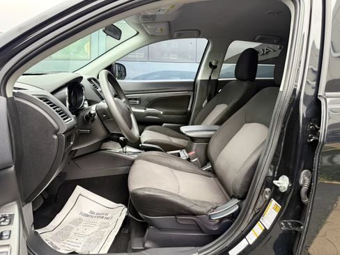Used 2018 Mitsubishi Outlander Sport ES FWD image 10