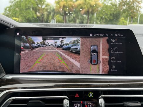Used 2020 BMW X7 xDrive40i w/ Premium Package AWD/4WD image 19