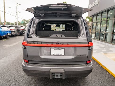 Used 2025 Lexus GX 550 w/ Accessory Package (2T) AWD/4WD image 7