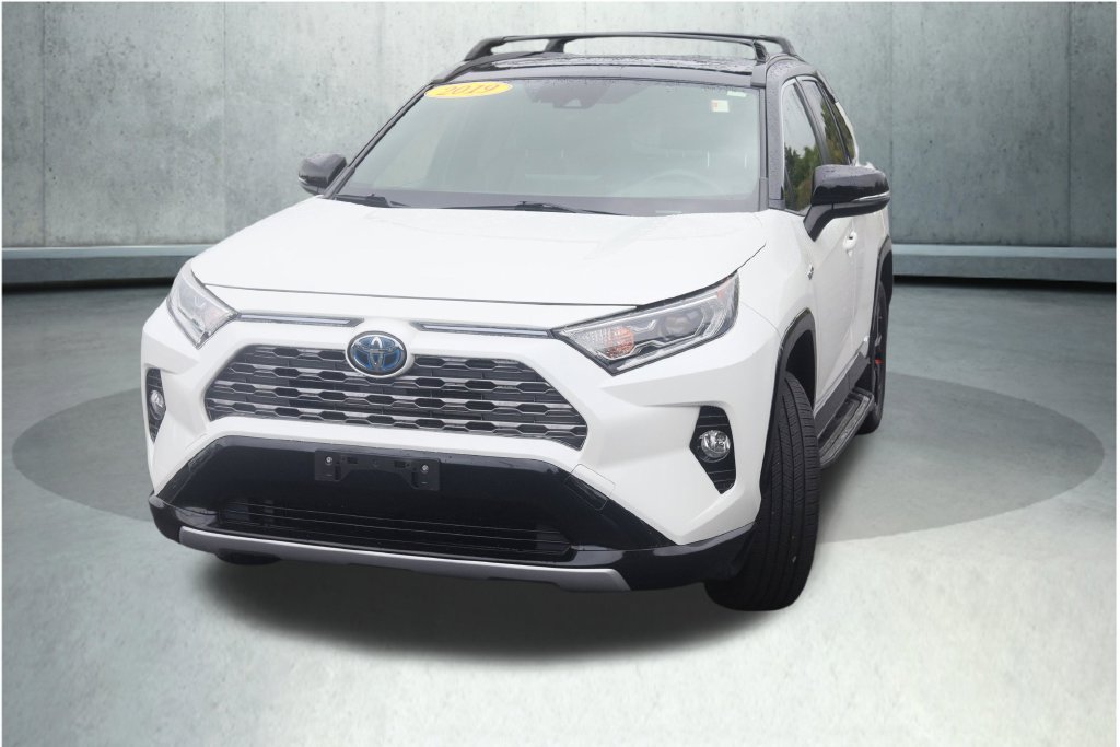 Used 2019 Toyota RAV4 XSE w/ XSE Weather Package AWD/4WD image 24